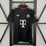 BAYERN MUNICH III 25/26 HOMBRE