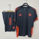CAMISETA + PANTALONES BAYERN MUNICH I 25/26
