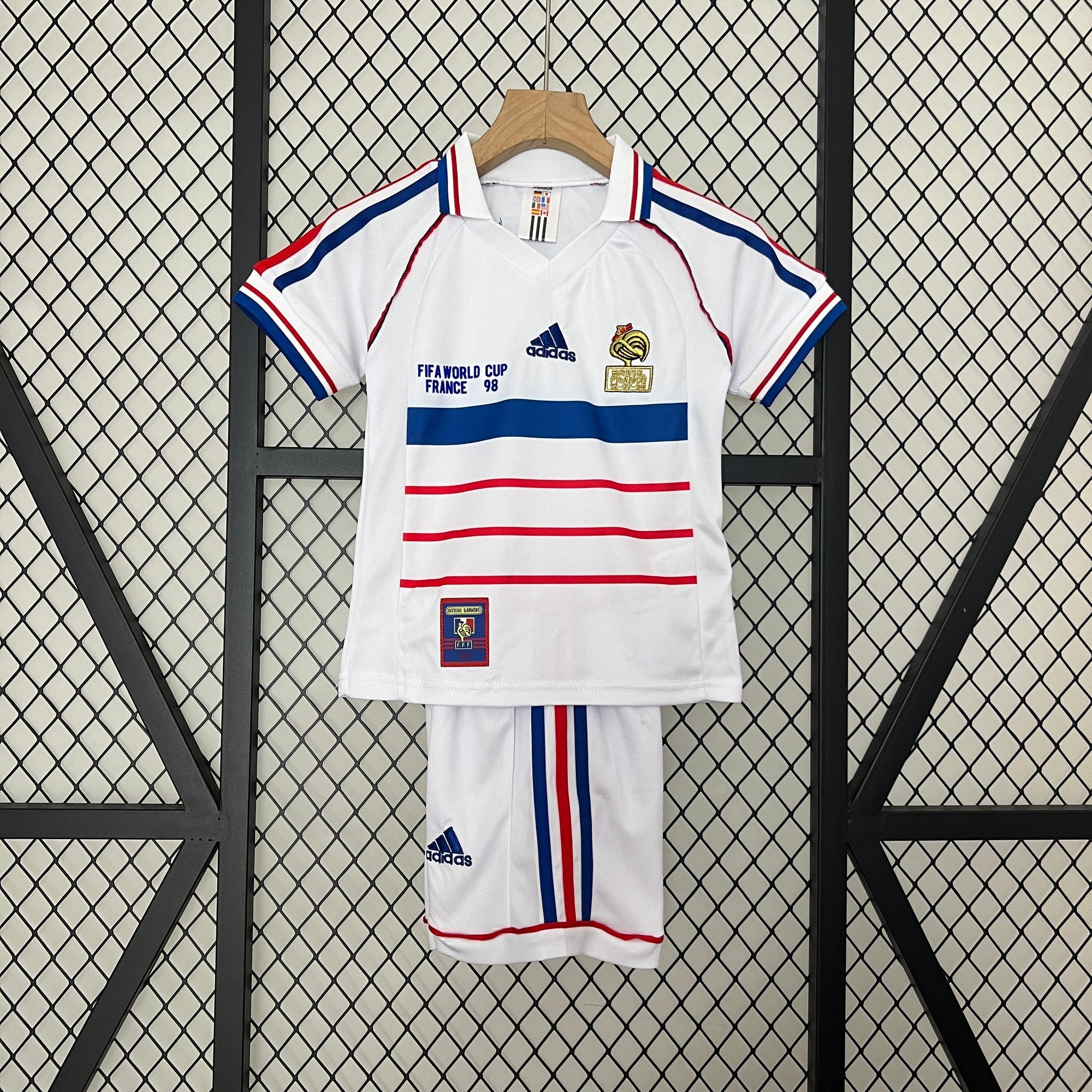 FRANCIA ESPECIAL FINAL MUNDIAL II 1998 CONJUNTO INFANTIL (RETRO)