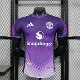 MANCHESTER UNITED EDICIÓN ESPECIAL III 25/26 HOMBRE (VERSIÓN JUGADOR)