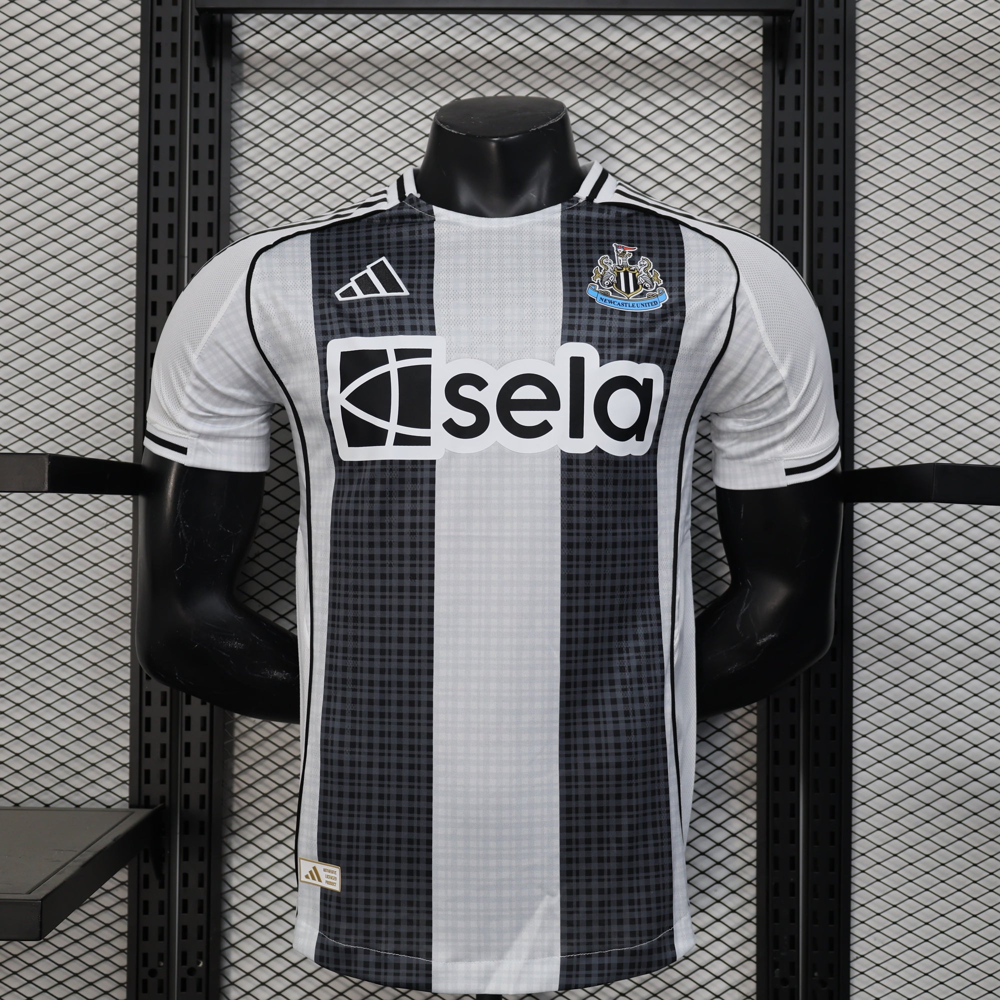 NEWCASTLE I 25/26 HOMBRE (VERSIÓN JUGADOR)