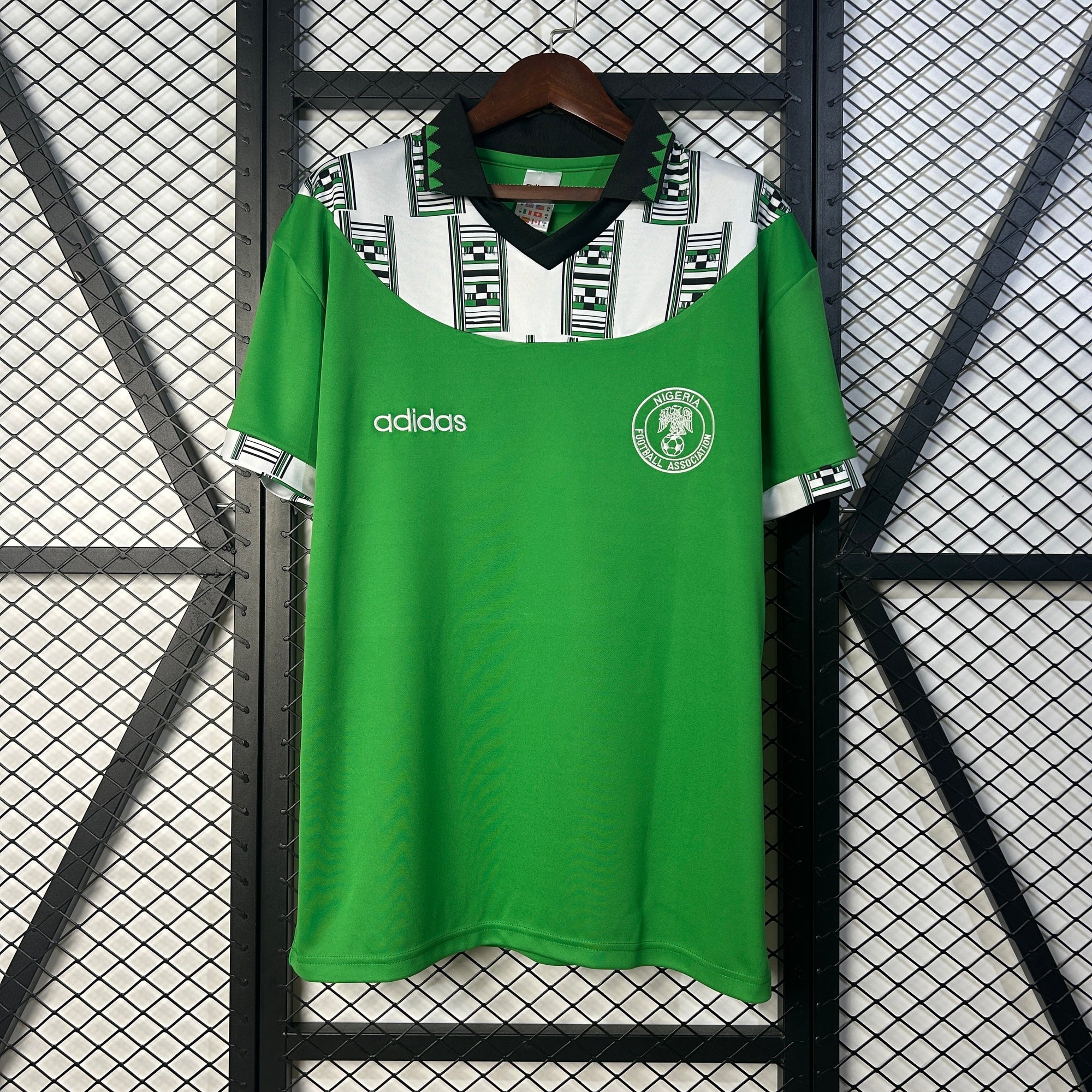 NIGERIA I 1994 HOMBRE (RETRO)