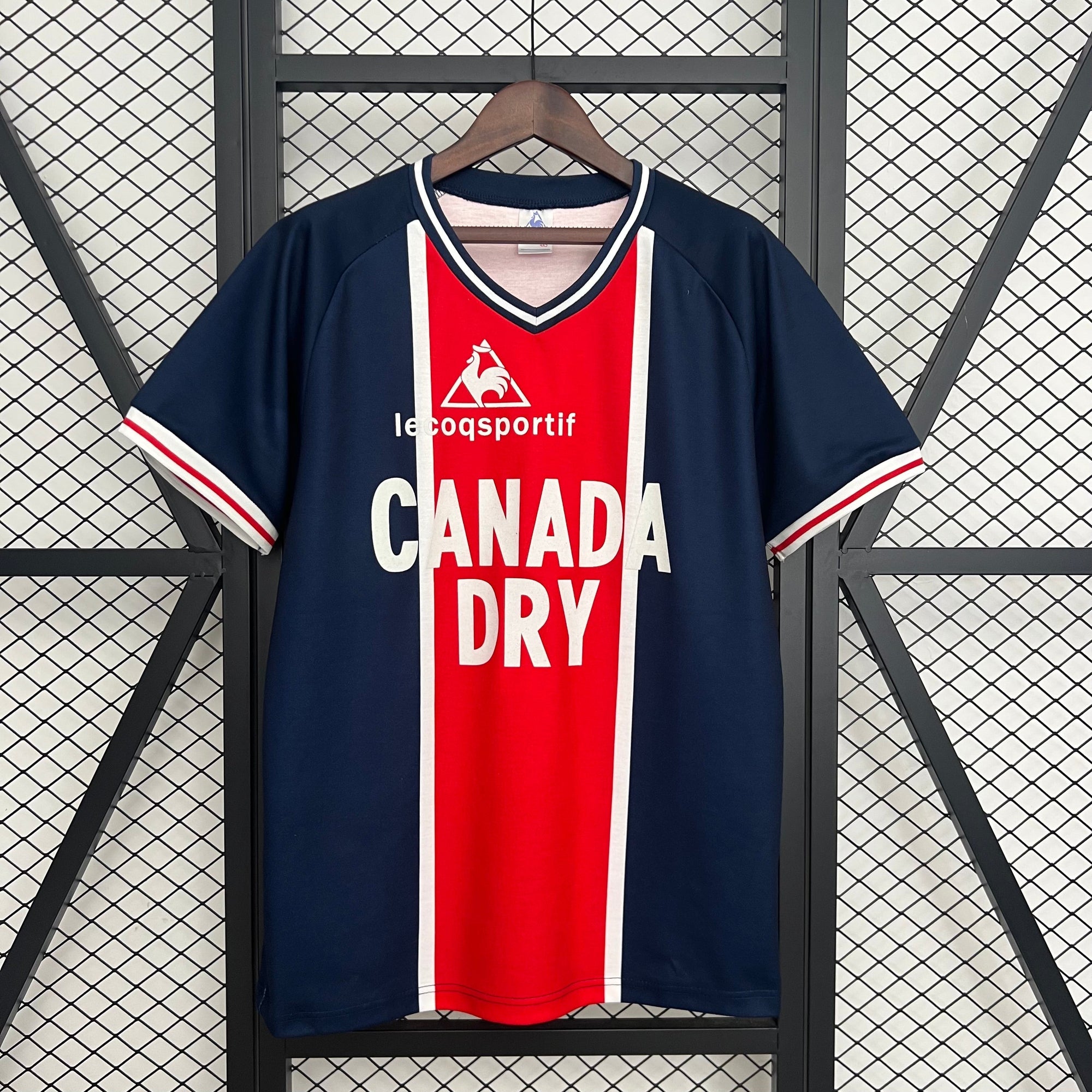 PSG I 1974 HOMBRE (RETRO)