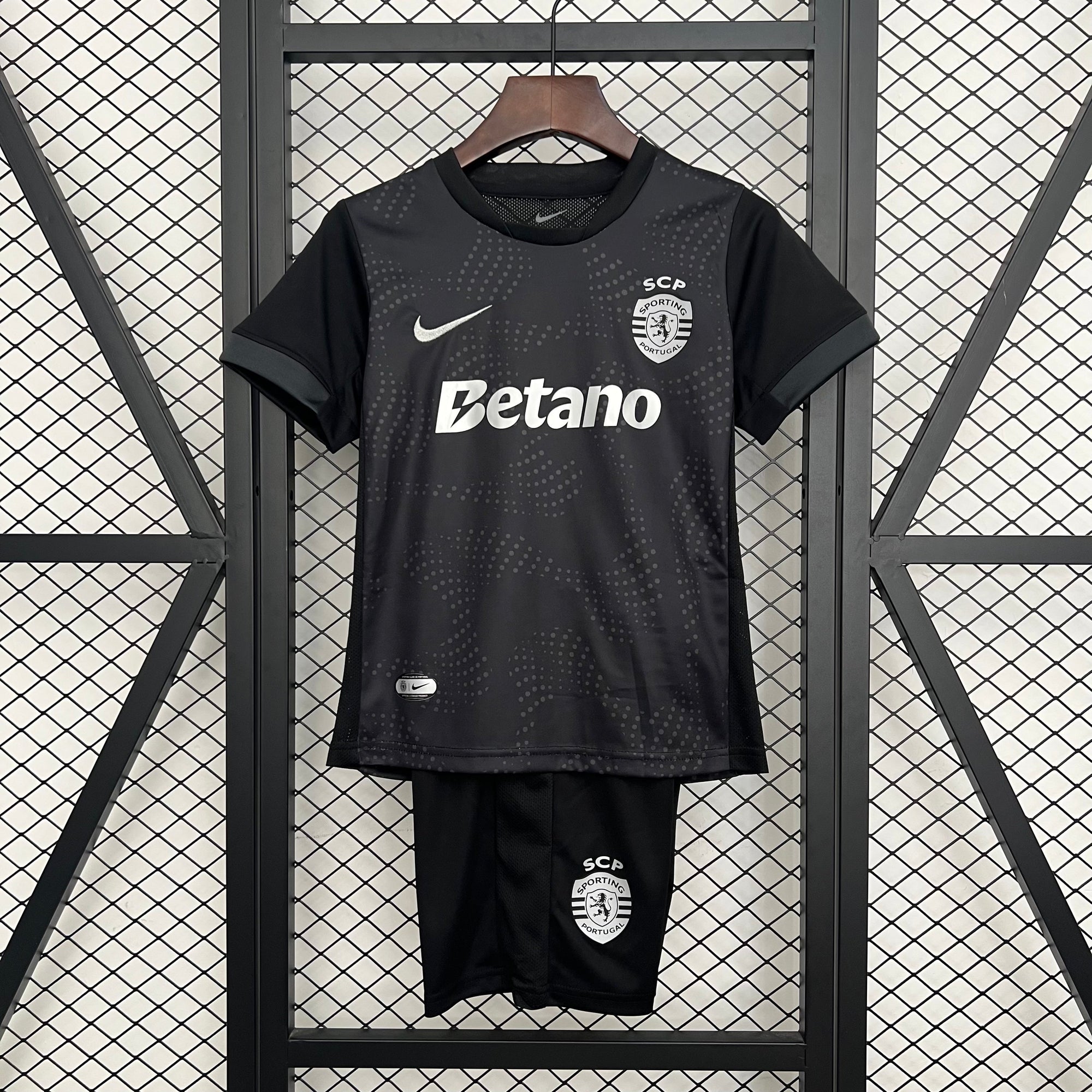 SPORTING LISBOA EDICIÓN ESPECIAL II 25/26 CONJUNTO INFANTIL