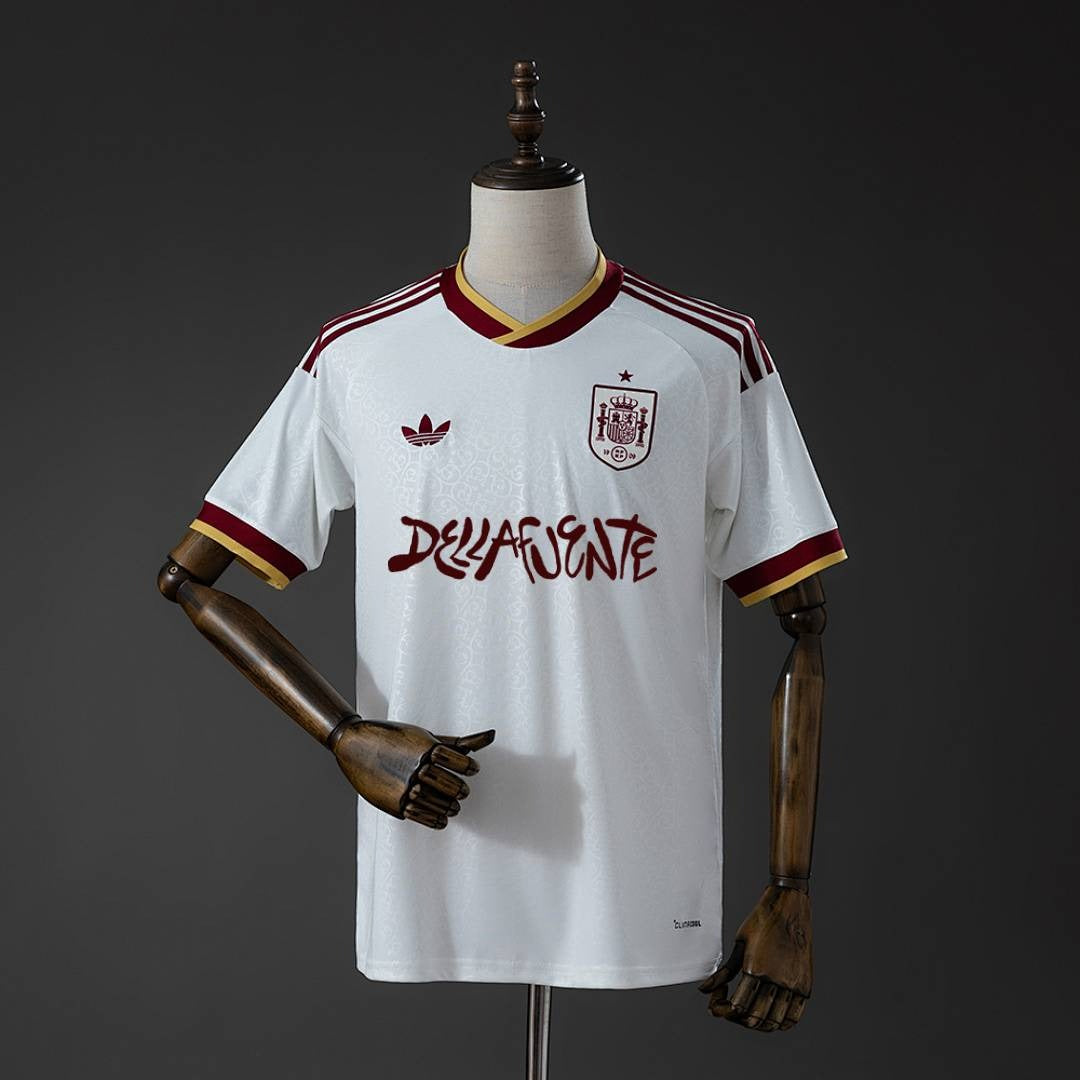 Camiseta Espana x DELLAFUENTE7 - 2026 Edicion especial